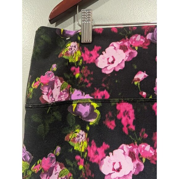 Old Navy Active Black Floral Leggings Powersoft High Rise Go-Dry Size XXL - Picture 12 of 14